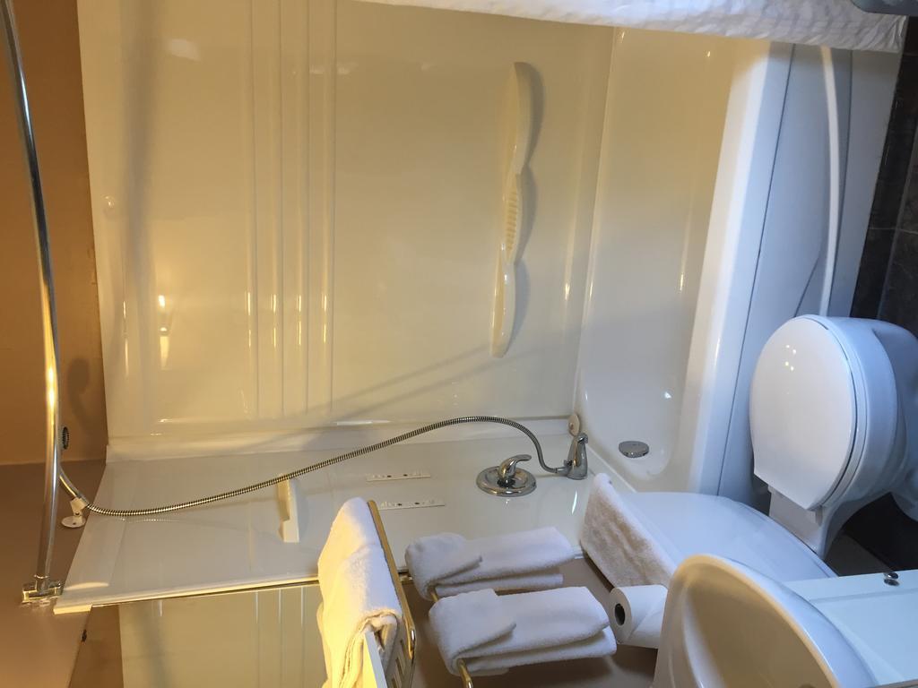 King'S Hotel & Motel By Elevate Rooms Shaunavon Luaran gambar