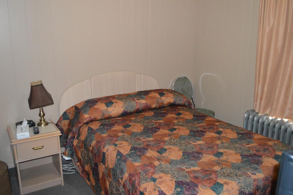 King'S Hotel & Motel By Elevate Rooms Shaunavon Bilik gambar
